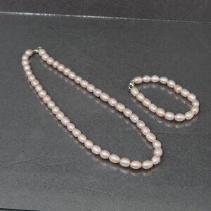 Pink Faux Oval Pearl Necklace Bracelet Set Iridescent Shimmer Fashion Jewelry